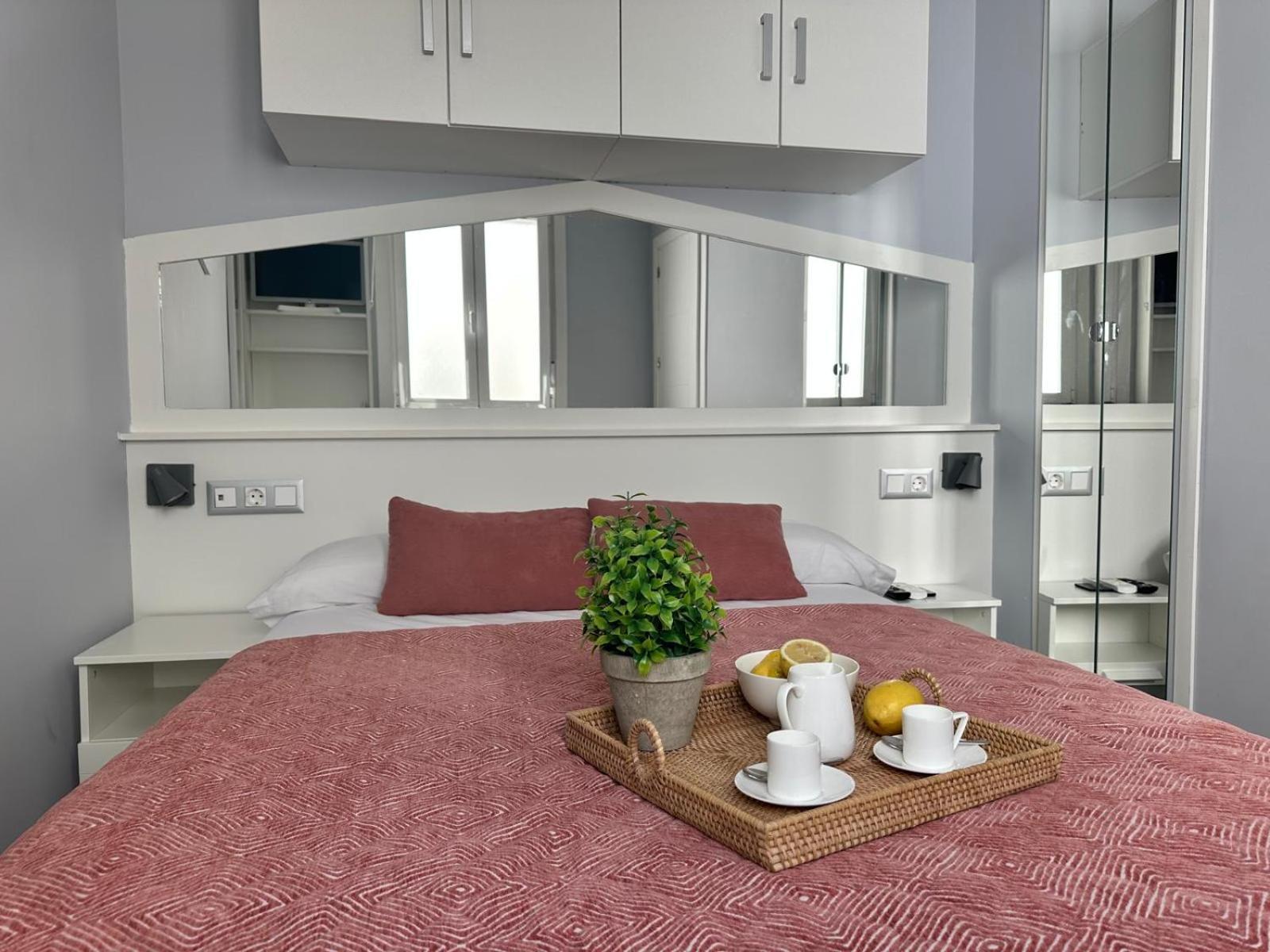 Piso Madrid Centro 5 Min Andando Gran Via Apartment ภายนอก รูปภาพ